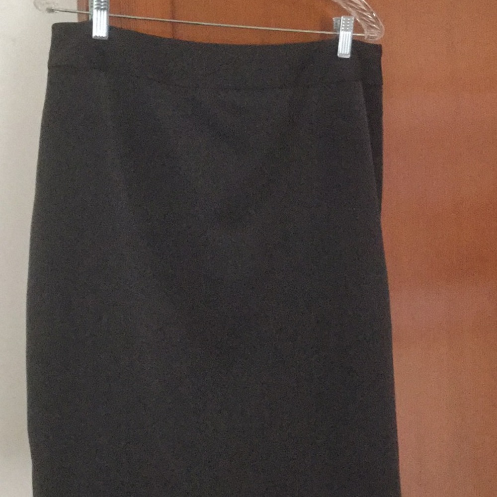 Anne Klein pencil skirt